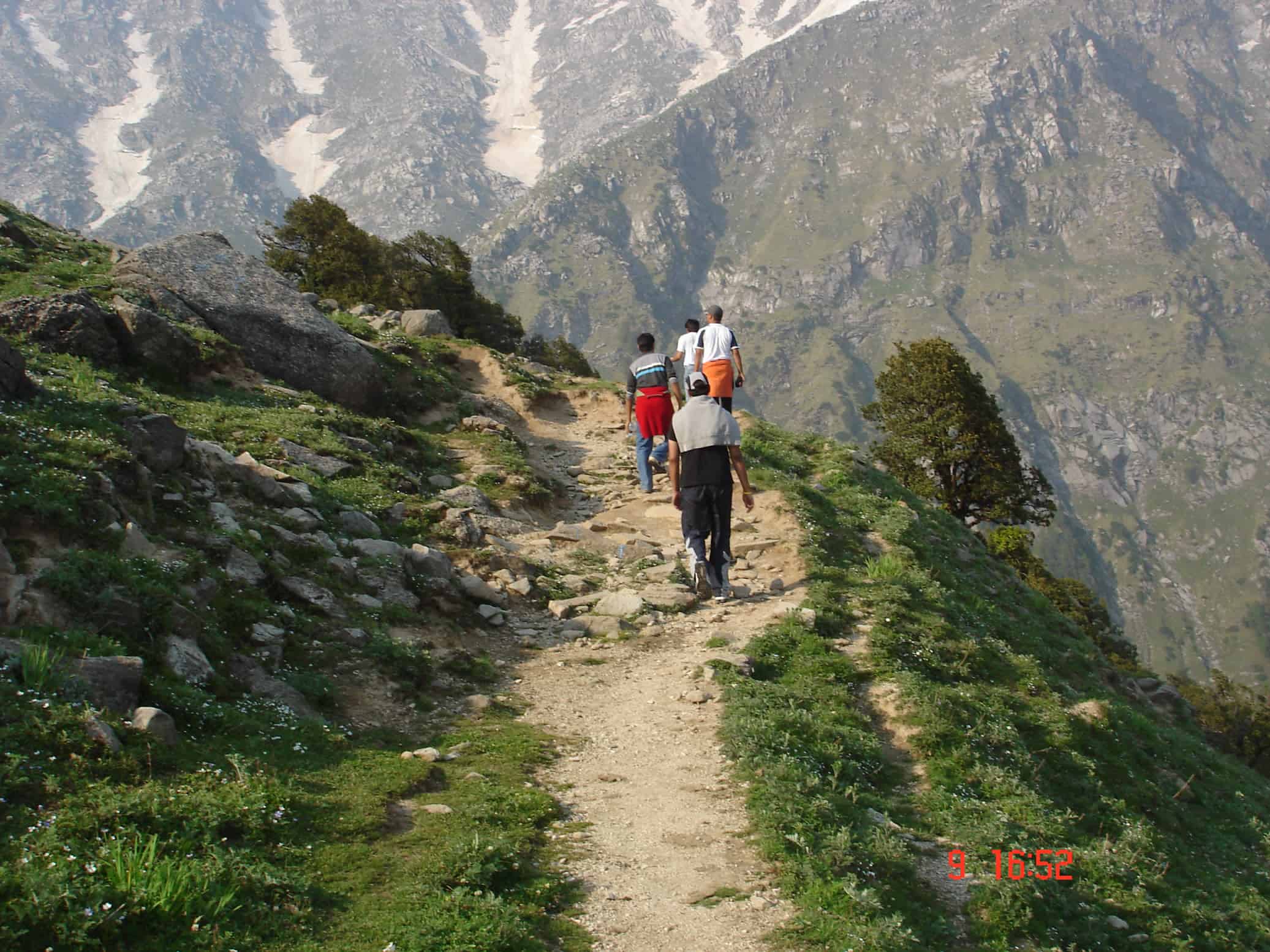 Himalayan pilgrimage helicopter service in the mountains