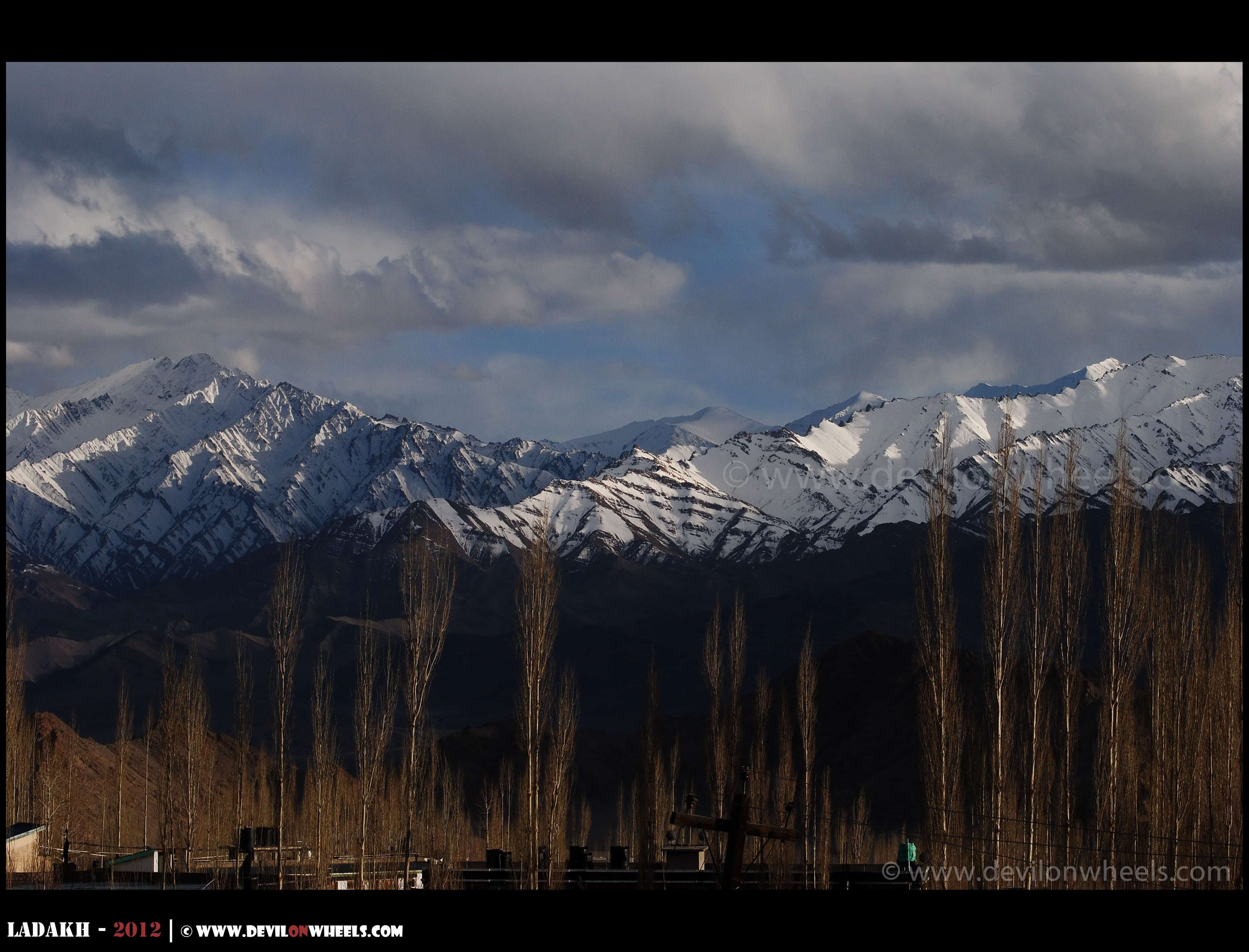 Stok Kangri mountain range in Ladakh, the natural habitat of snow leopards