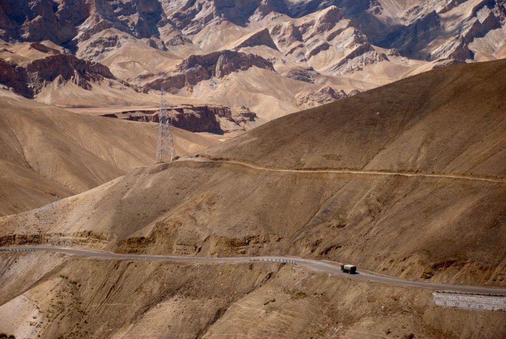 The mighty curvy roads to Leh Ladakh