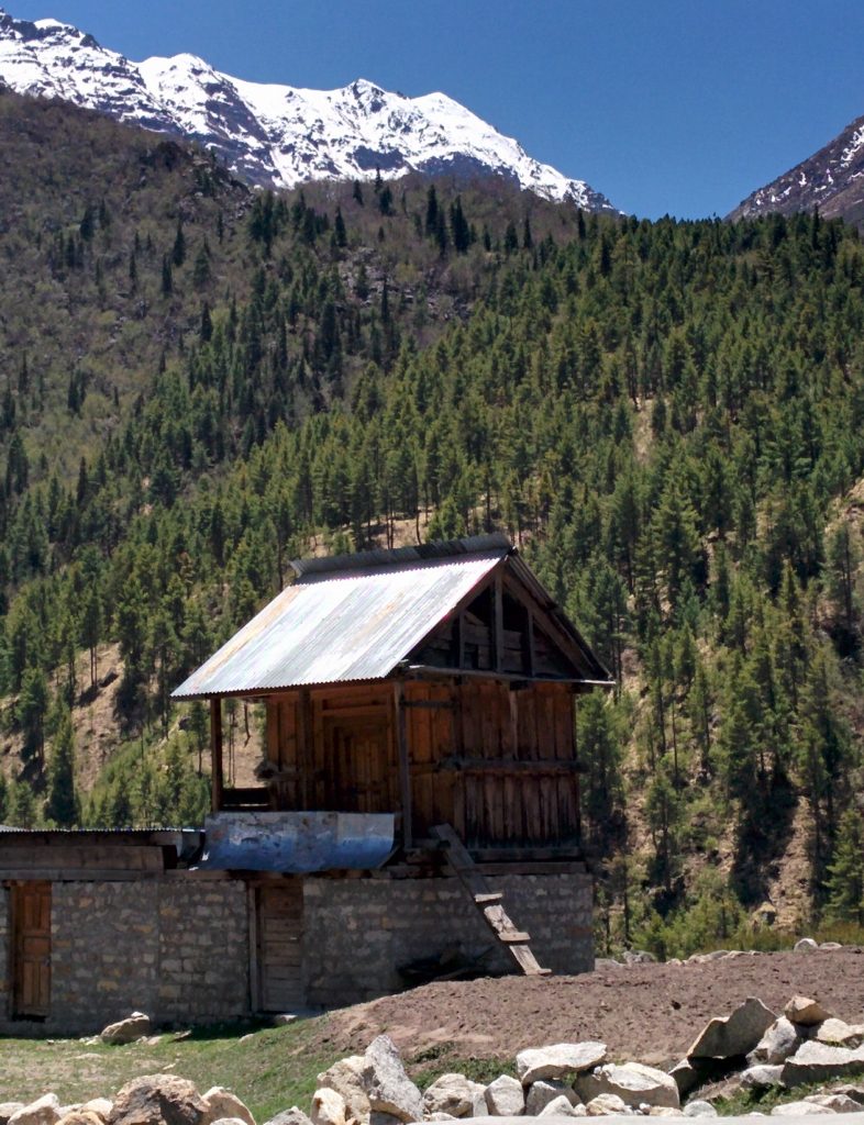 Quaint little place of Chitkul with perfect skies and mountain backdrops!