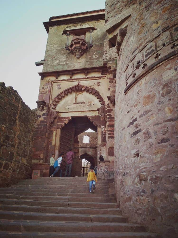 Ranthambore fort with kids alone