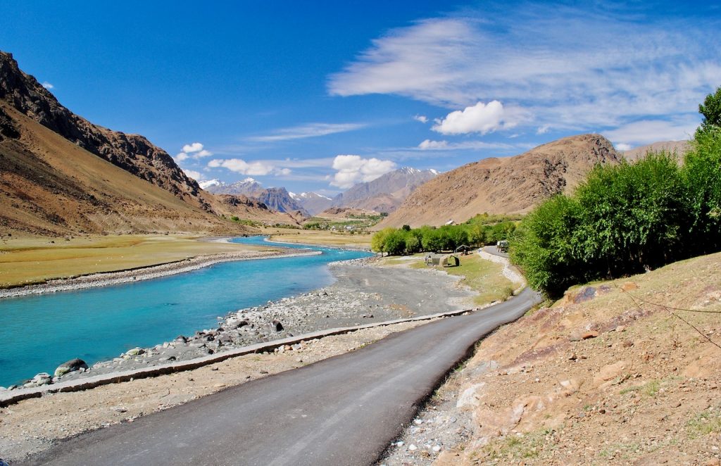 Beautiful views between Kargil to Srinagar journey