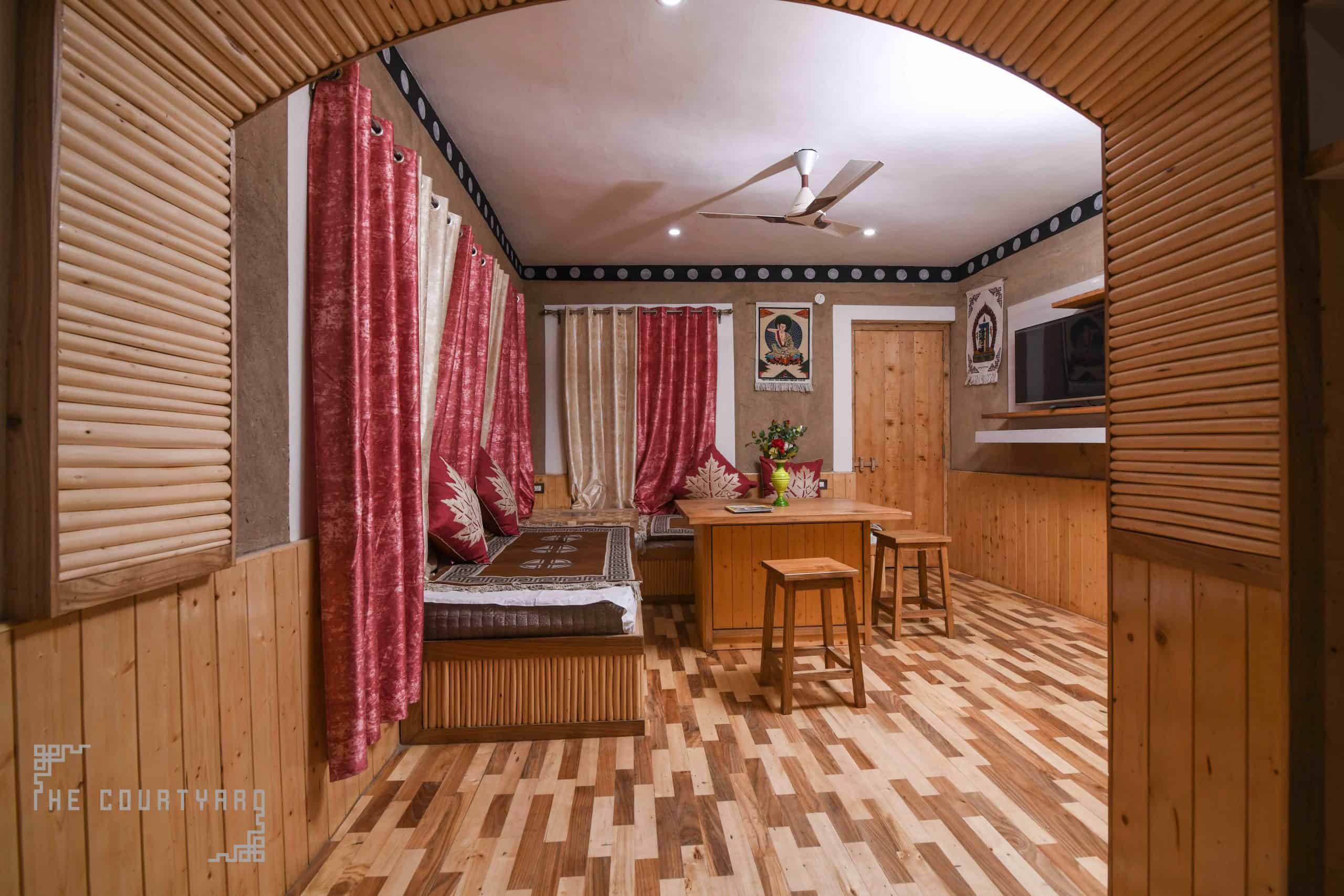 Private Rooms - The Courtyard Hostel in Leh - Bunks & Beds