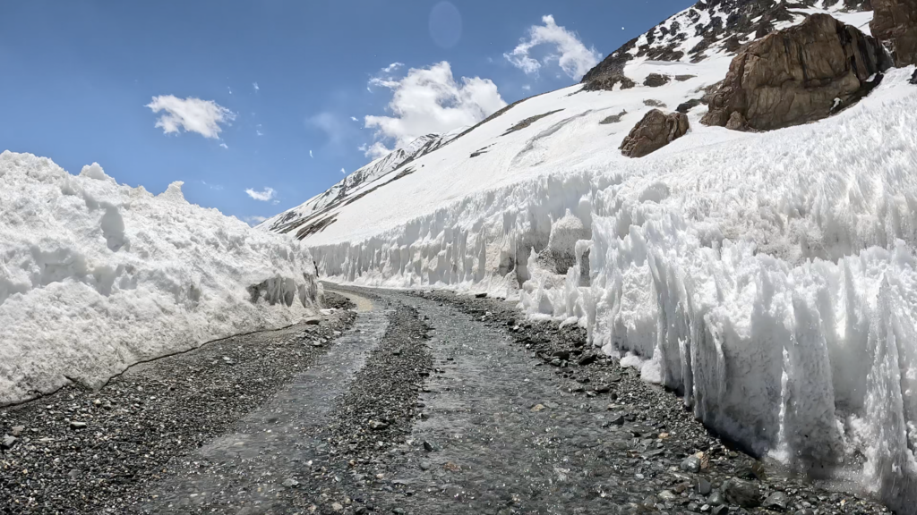 Manali Leh Highway Status in January