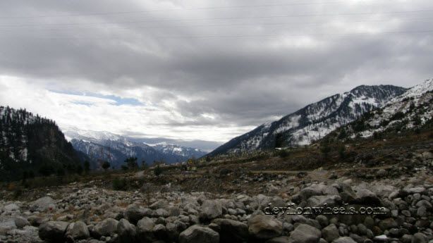Views while going to Solang from Manali