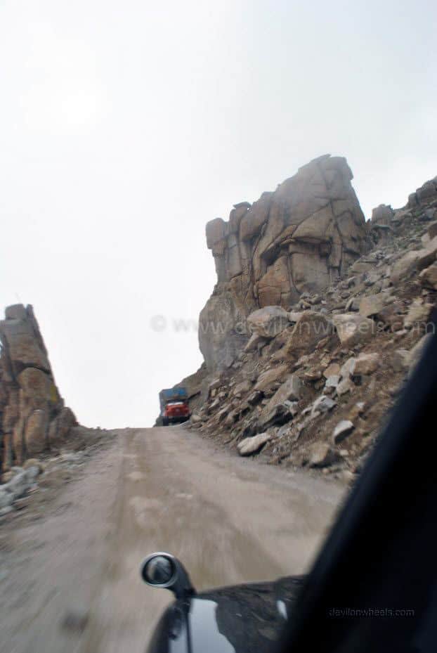 India Gate on the road to Khardung La in Leh - Ladakh