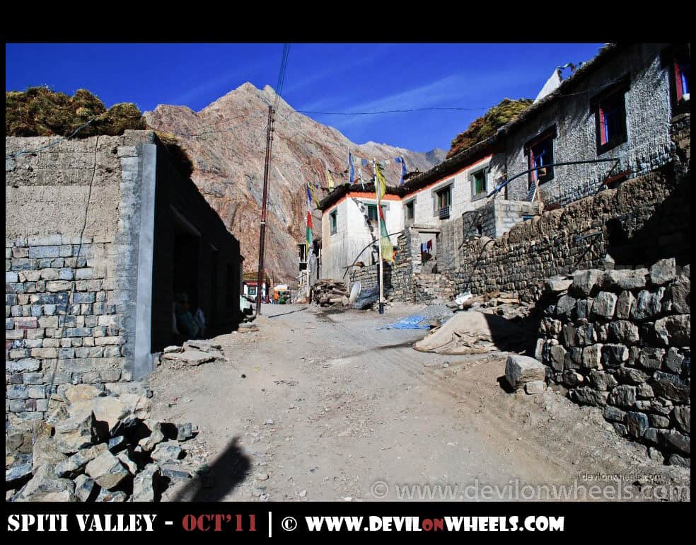 Streets of Mud Village in Pin Valley