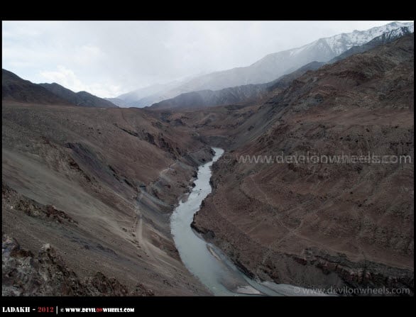 Sindhu Darshan... River Indus flowing through mighty Himalayas...