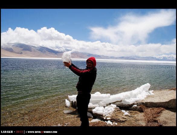 Dheeraj Sharma, Playing with Snow... Tso Moriri Lake...