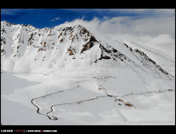 An Ocean of Snow - Khardung La Pass