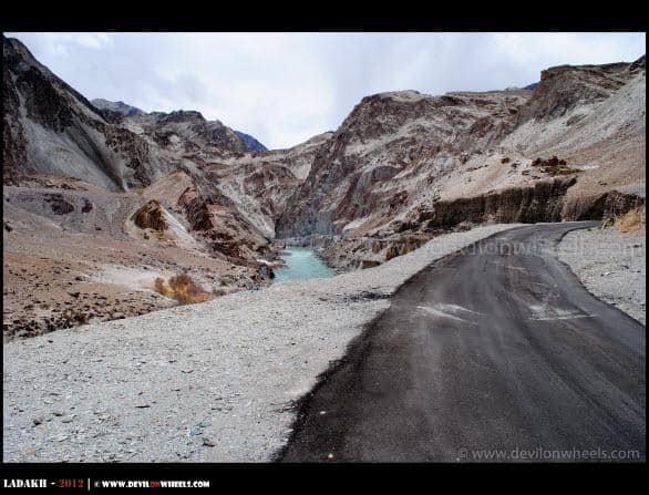 Zanskar River towards Chilling