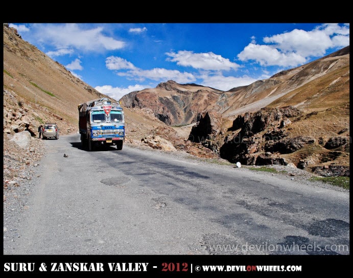 Different Scales of Nature on Srinagar - Kargil Highway
