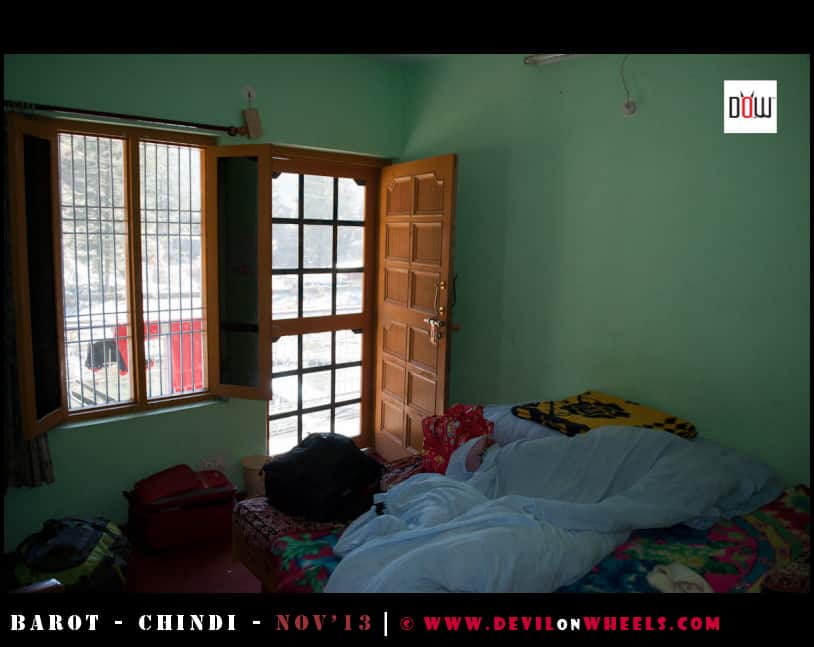 Room of River View Homestay in Barot, Himachal