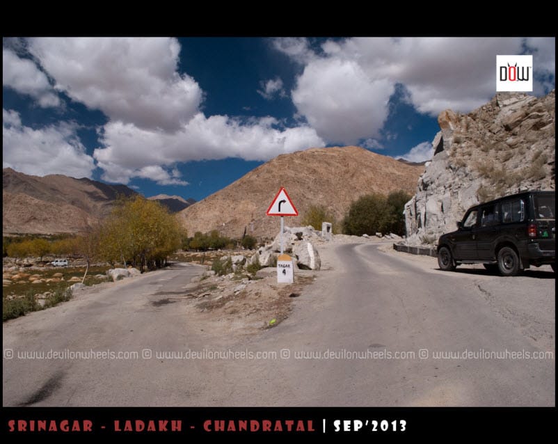 Right goes towards Chang La Pass, Left coming to Karu